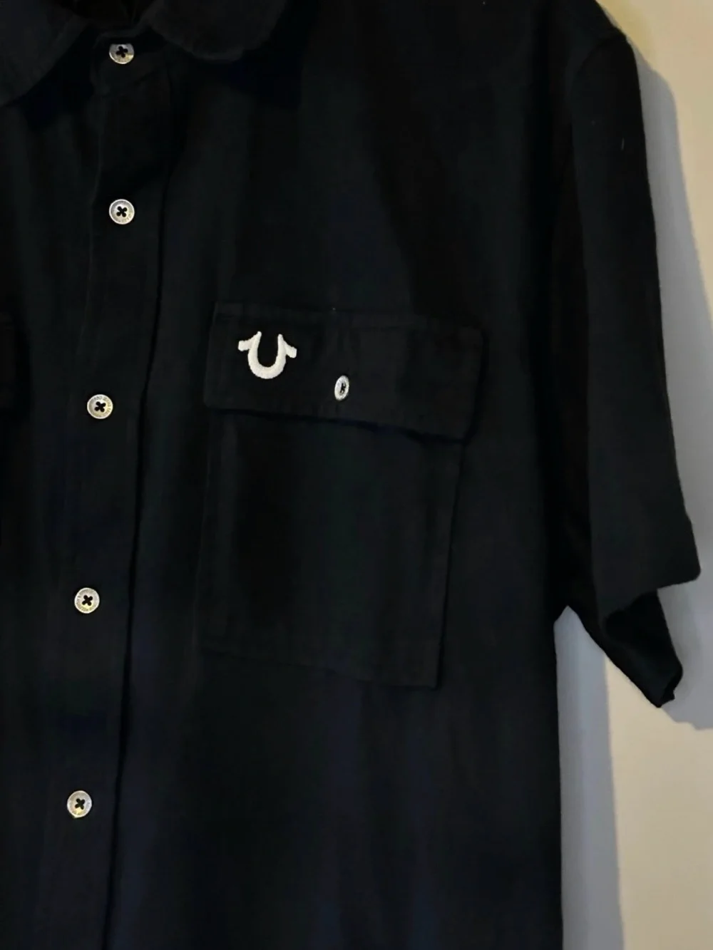 True Religion Men's Regular-Fit Short Sleeve Workwear Button-Down Shirt.